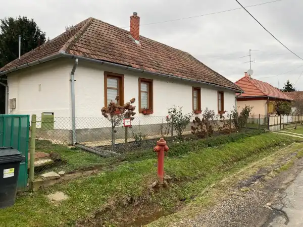 Eladó ingatlan, Felsőmarác 2+1 szoba 100 m² 48.5 M Ft