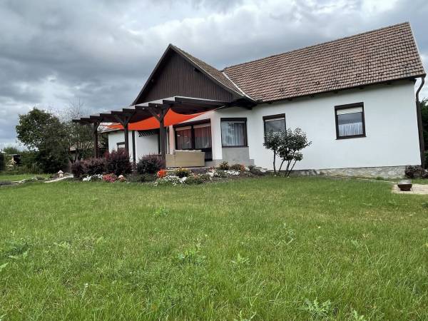 eladó ingatlan, Felsőtárkány