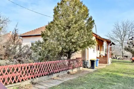 eladó ingatlan, Felsőzsolca