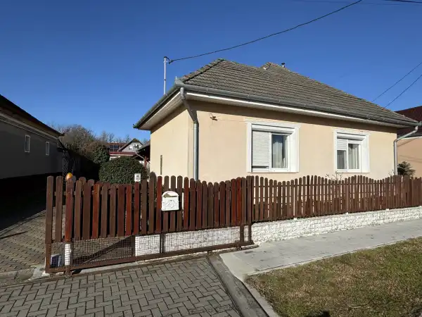 Eladó ingatlan, Fityeház 2+2 szoba 117 m² 56.5 M Ft