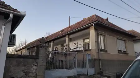 eladó ingatlan, Fony