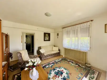 Eladó ingatlan, Fót 5 szoba 185 m² 89.9 M Ft