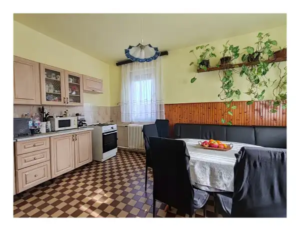 Eladó ingatlan, Galgaguta 4 szoba 147 m² 45 M Ft
