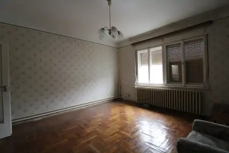 eladó ingatlan, Galgahévíz