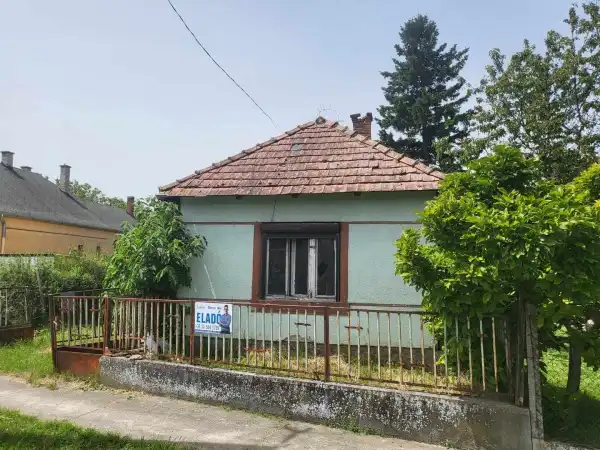 Eladó ingatlan, Gelse 2 szoba 47 m² 4.9 M Ft