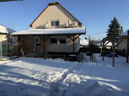 eladó ingatlan, Gödöllő