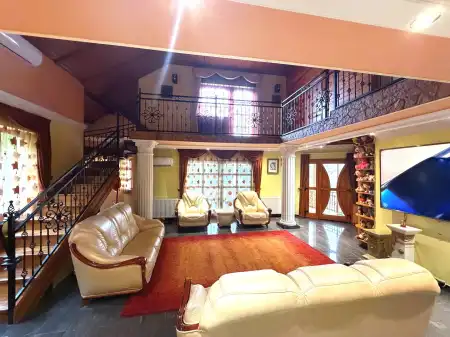 eladó ingatlan, Gödöllő