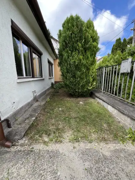 eladó ingatlan, Gödöllő