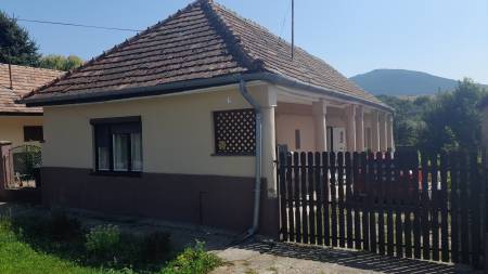 eladó ingatlan, Gönc