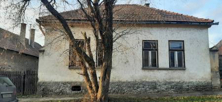 eladó ingatlan, Gönc