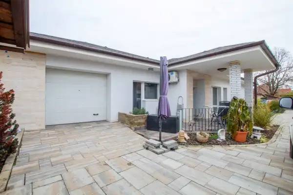 Eladó ingatlan, Gyál 4 szoba 122 m² 119.9 M Ft