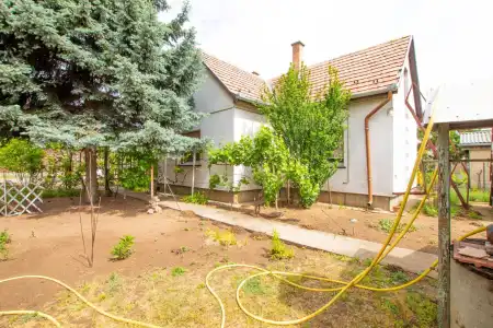 Eladó ingatlan, Gyál 2 szoba 63 m² 64.9 M Ft