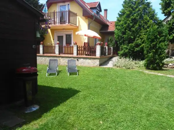 Eladó ingatlan, Gyenesdiás 8 szoba 245 m² 205 M Ft