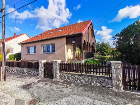 eladó ingatlan, Győr