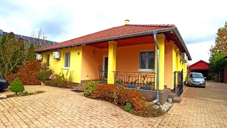 eladó ingatlan, Győr