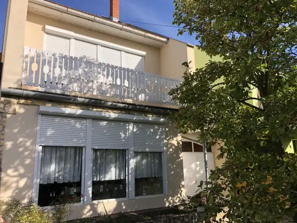 Eladó ingatlan, Gyula 4 szoba 157 m² 59.5 M Ft