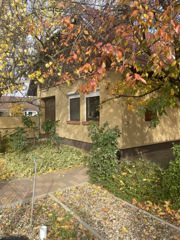 Eladó ingatlan, Gyula 5 szoba 169 m² 87.5 M Ft