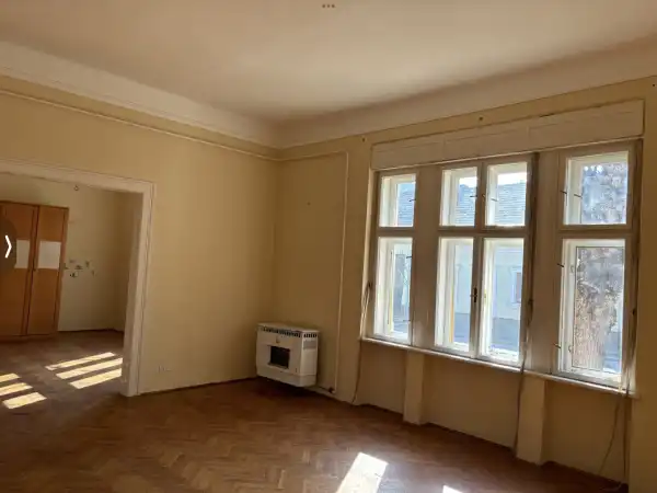 Eladó ingatlan, Gyula 3 szoba 131 m² 61 M Ft