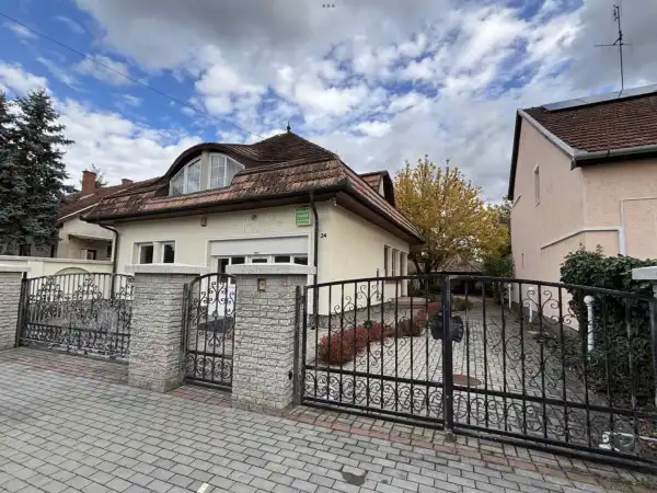 Eladó ingatlan, Gyula 9 szoba 257 m² 175 M Ft