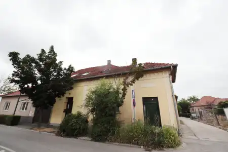 eladó ingatlan, Gyula
