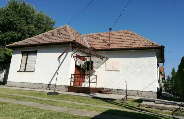 Eladó ingatlan, Gyulavári 3 szoba 100 m² 20 M Ft