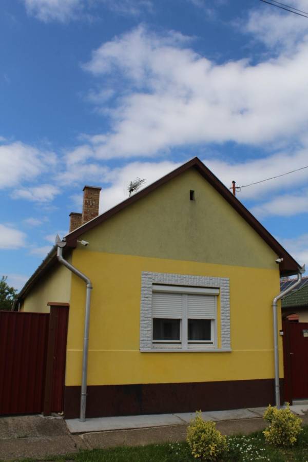 eladó ingatlan, Hajdúböszörmény