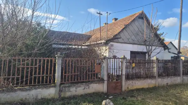 Eladó ingatlan, Hajdúdorog 1 szoba 40 m² 9.9 M Ft