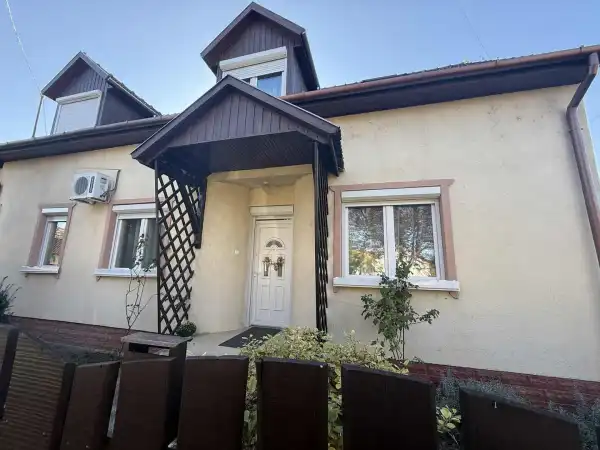 Eladó ingatlan, Hajdúszoboszló 6 szoba 150 m² 112 M Ft