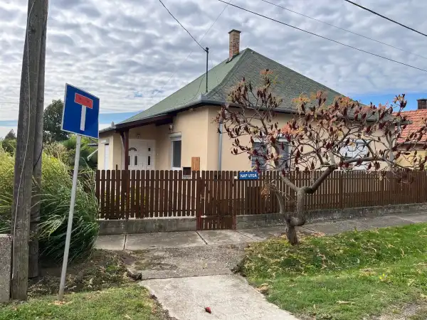 Eladó ingatlan, Hajdúszoboszló 3 szoba 110 m² 72 M Ft