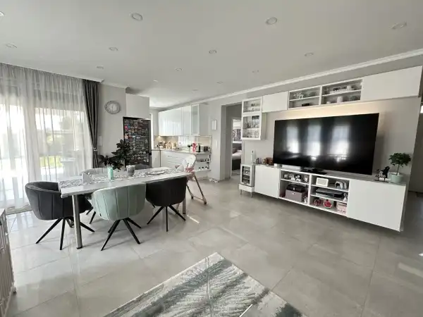 Eladó ingatlan, Halásztelek 4 szoba 102 m² 129 M Ft