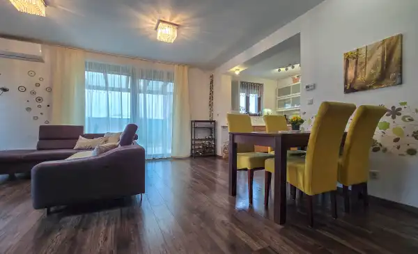 Eladó ingatlan, Harka 4 szoba 163 m² 149.9 M Ft