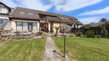 Eladó ingatlan, Hatvan 3+2 szoba 250 m² 129.7 M Ft