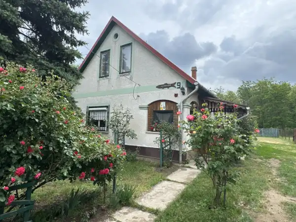 Eladó ingatlan, Heves 4 szoba 130 m² 22.9 M Ft