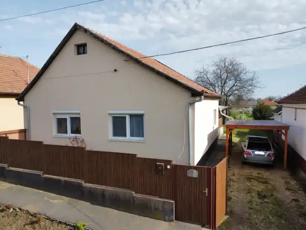 Eladó ingatlan, Heves 3 szoba 91 m² 35.9 M Ft