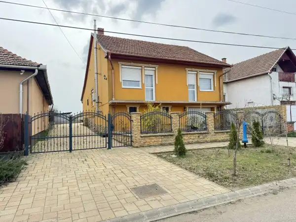 Eladó ingatlan, Heves 3 szoba 138 m² 38.9 M Ft