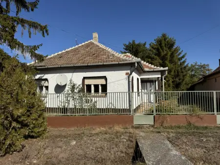 Eladó ingatlan, Hevesvezekény 3 szoba 99 m² 15.9 M Ft