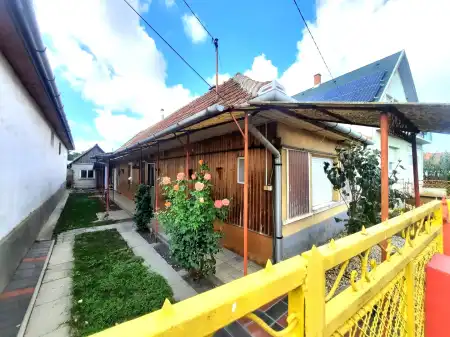 eladó ingatlan, Hort