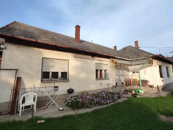 Eladó ingatlan, Hort 3+2 szoba 130 m² 39 M Ft