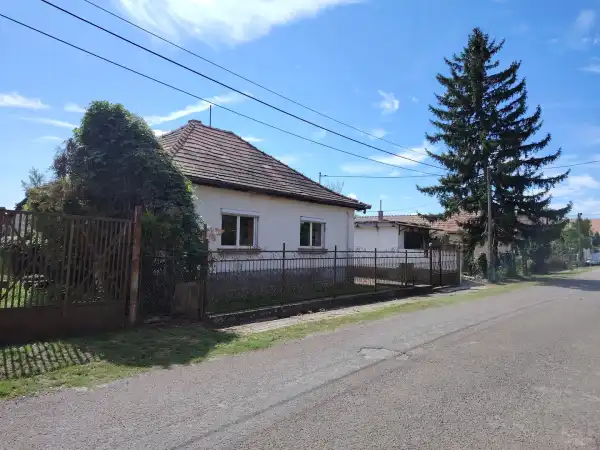 Eladó ingatlan, Ipolyvece 2 szoba 58 m² 15.5 M Ft + Áfa