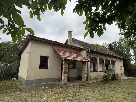 Eladó ingatlan, Kaba 2 szoba 70 m² 19.8 M Ft