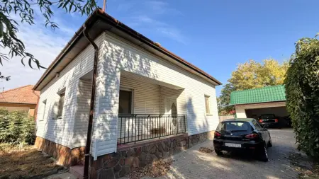 eladó ingatlan, Kakucs