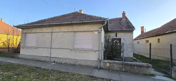 Eladó ingatlan, Kalocsa 3 szoba 90 m² 24.95 M Ft