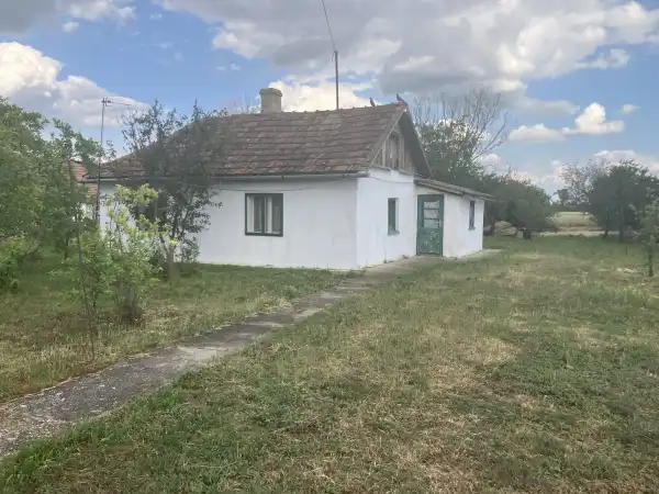 Eladó ingatlan, Karcag 2 szoba 70 m² 7.5 M Ft