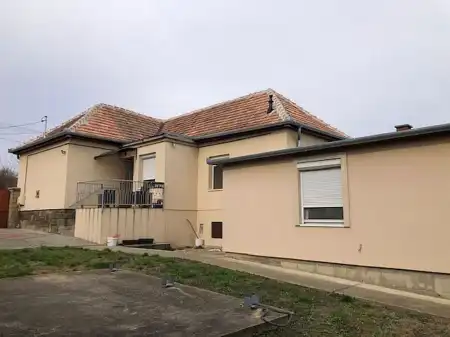 eladó ingatlan, Keszthely