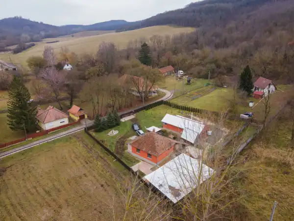 Eladó ingatlan, Kisecset 2 szoba 52 m² 32.9 M Ft