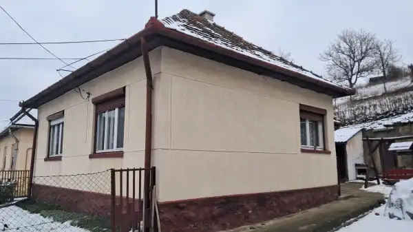 Eladó ingatlan, Kishartyán 3 szoba 64 m² 17.9 M Ft