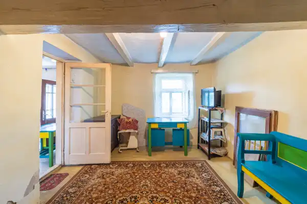 Eladó ingatlan, Kiskunfélegyháza 1 szoba 37 m² 9 M Ft