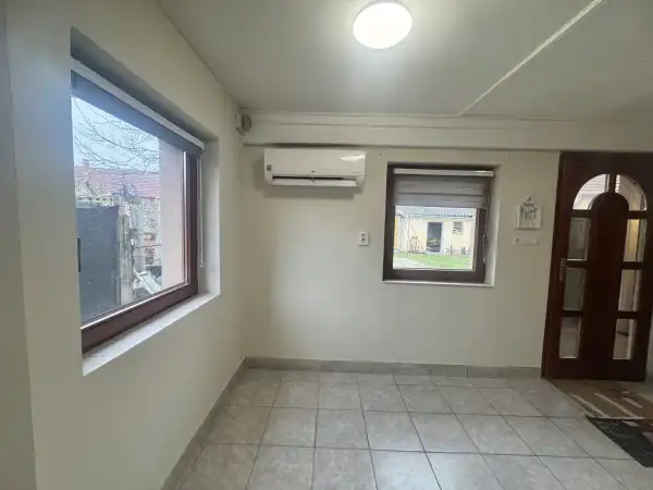 Eladó ingatlan, Kiskunfélegyháza 1 szoba 42 m² 21 M Ft
