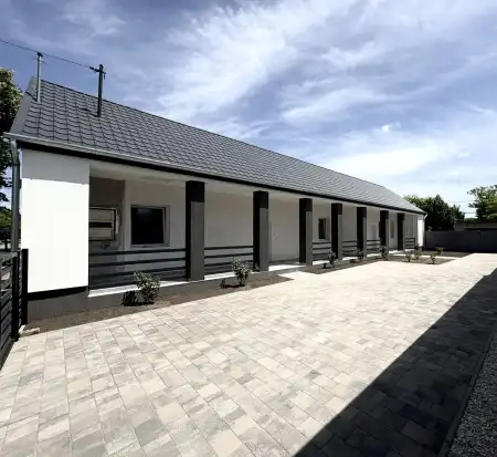 eladó ingatlan, Kiskunlacháza