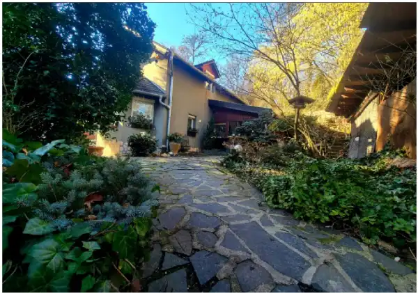 Eladó ingatlan, Kismaros 3+2 szoba 160 m² 154.9 M Ft